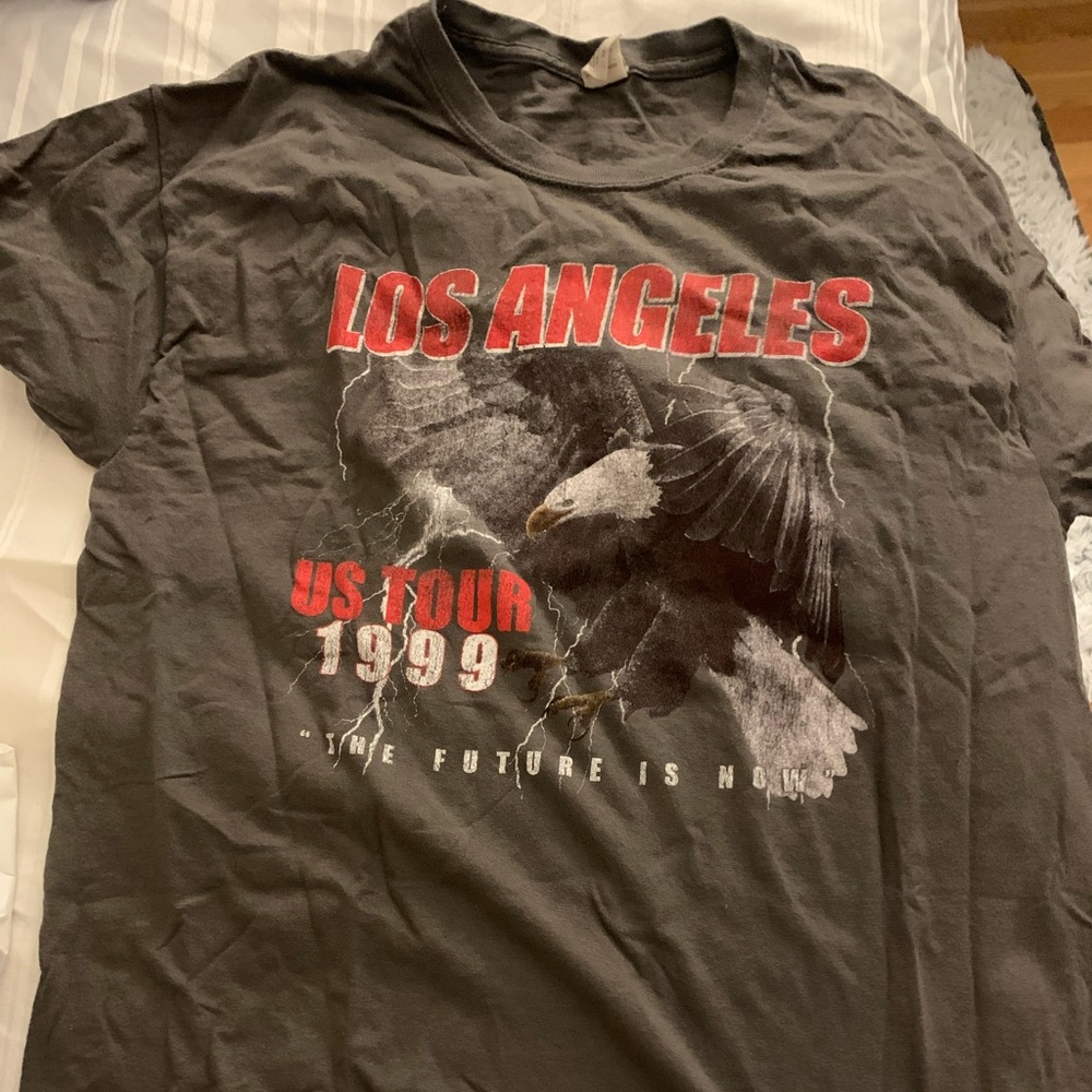 Graphic tee
